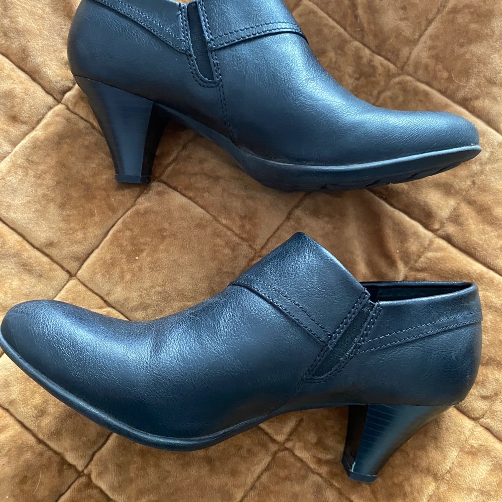 BOLO | “Black” Booties
